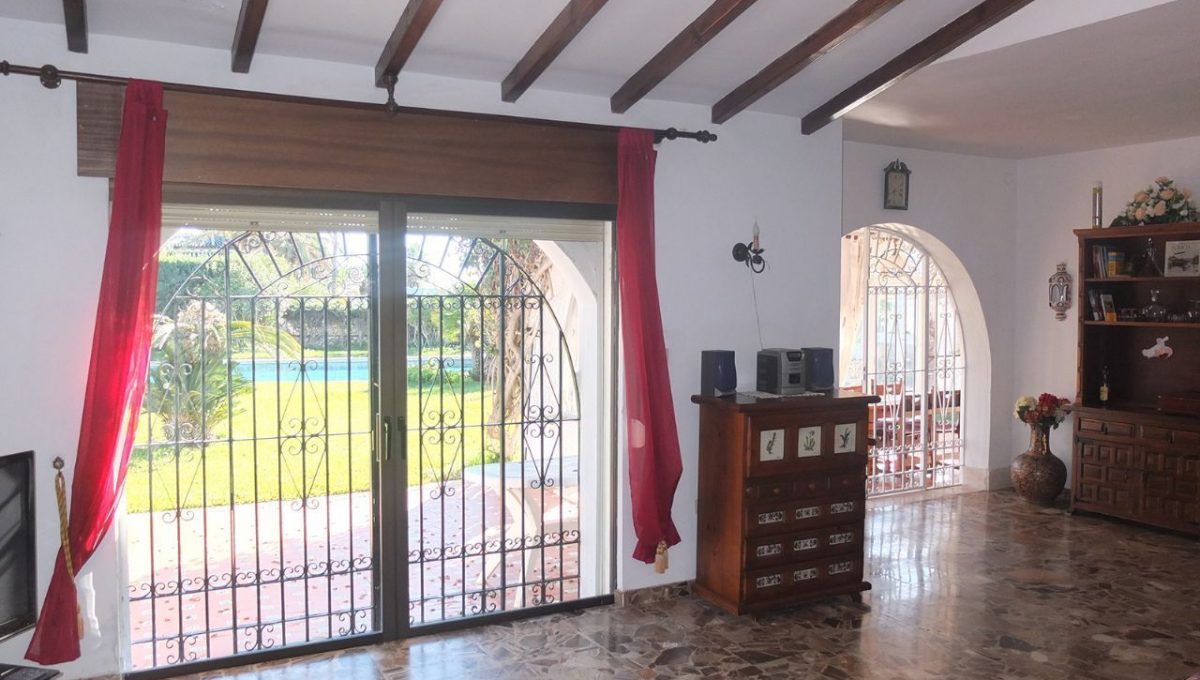 Oportunidad de compra espectacular  parcela con 3 chalets en El Caparral, Mijas-Costa-España