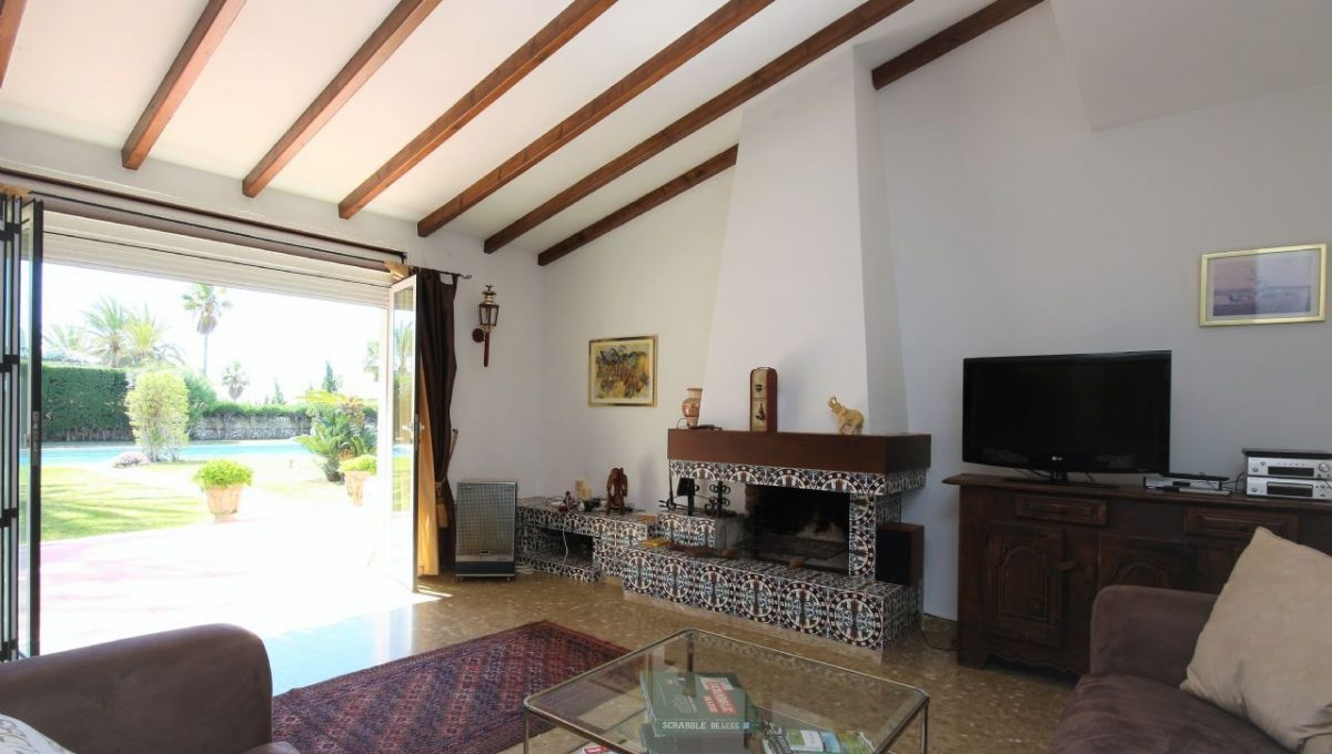 Oportunidad de compra espectacular  parcela con 3 chalets en El Caparral, Mijas-Costa-España