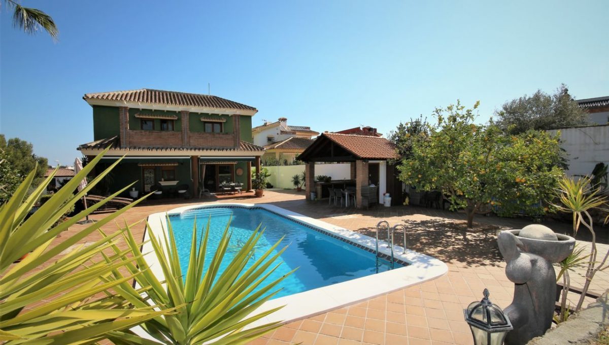 Villa de lujo en venta entre Mijas y Fuengirola, Malaga, Costa del Sol