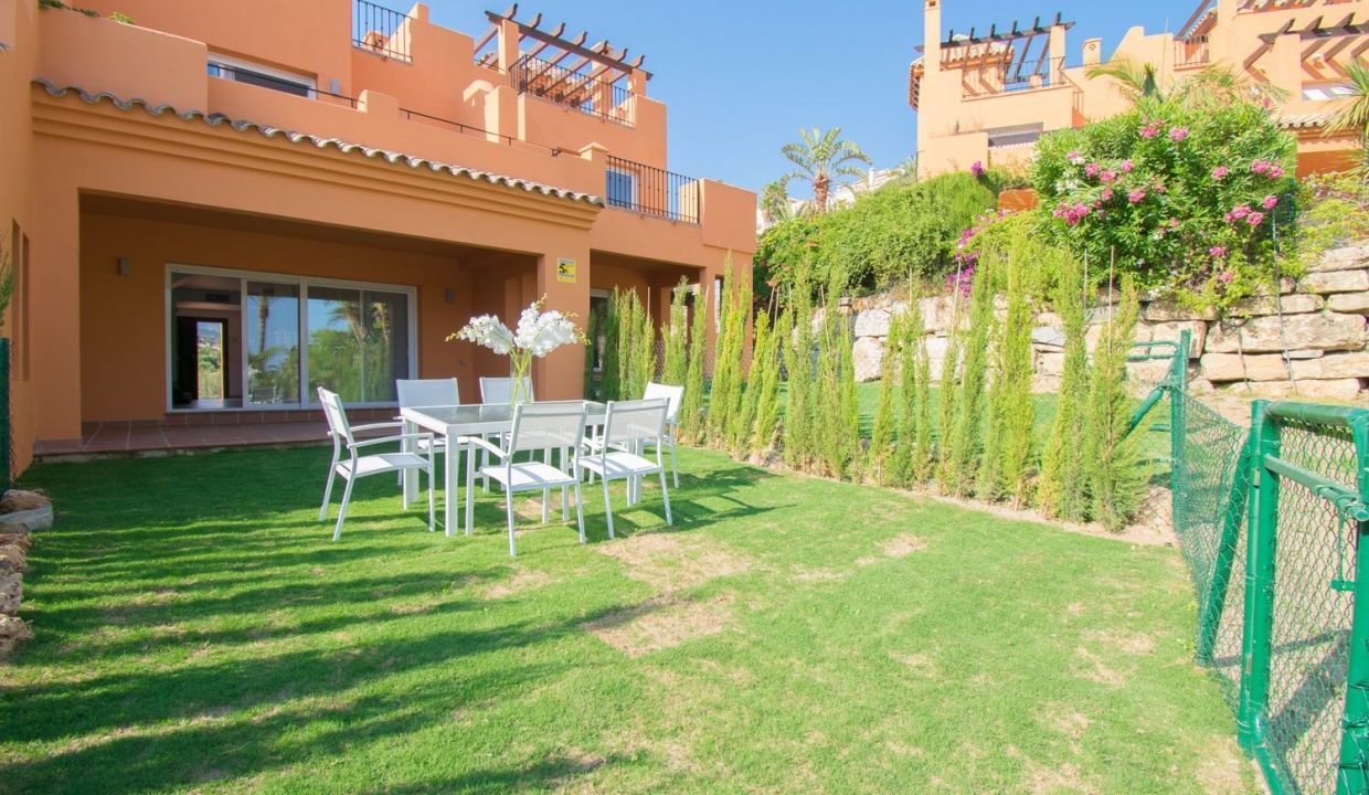 jardin-casas-adosadas-benahavis