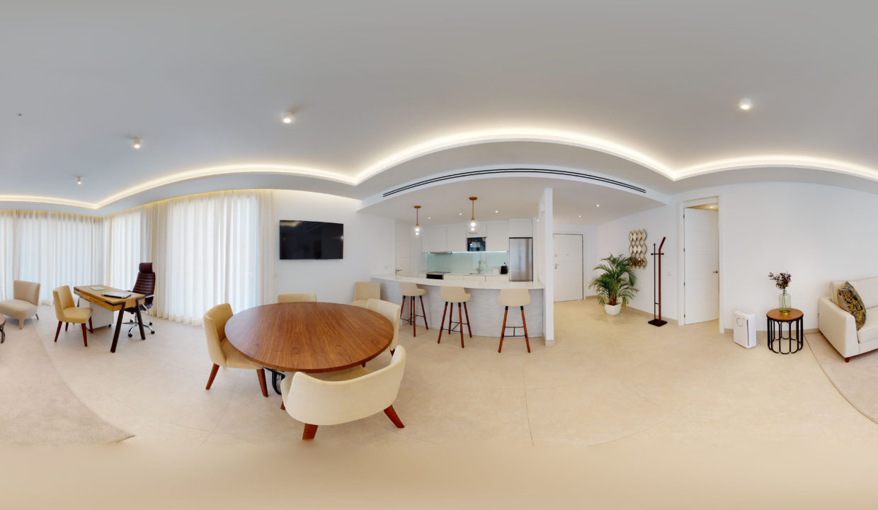 360-view-Luxury-Apartment-In-Fuengirola
