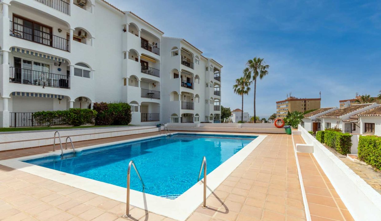 piscina-comunidad-apartmento-venta-mijas -costa-1731