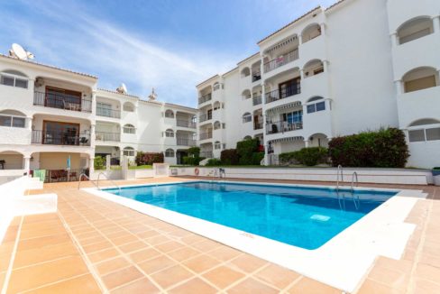 piscina-comunitaria-apartamento-venta-adelfas-mijas-costa-1731