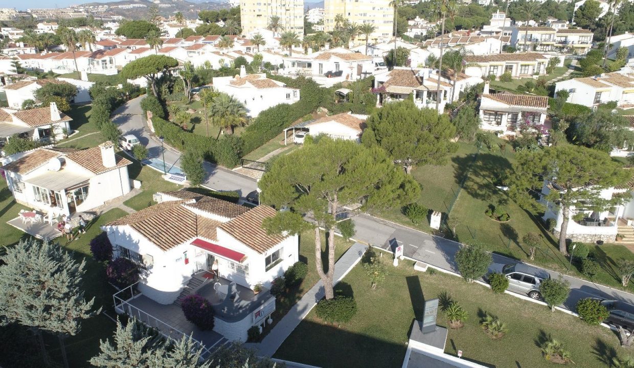 vista-aerea02-villa-cala-mijas