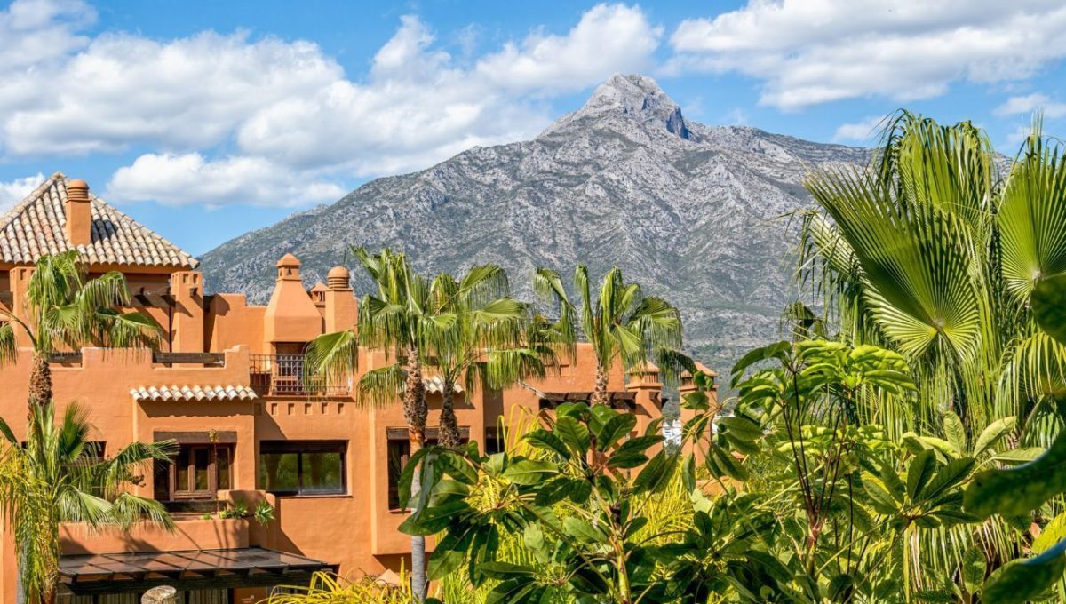 Preciosos pisos de 2 y 3 dormitorios en La Alzambra Hill Club, Marbella, España