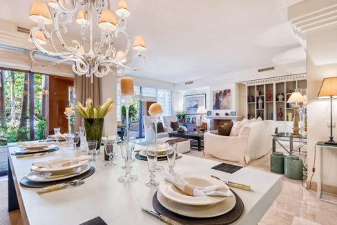 Preciosos pisos de 2 y 3 dormitorios en La Alzambra Hill Club, Marbella, España