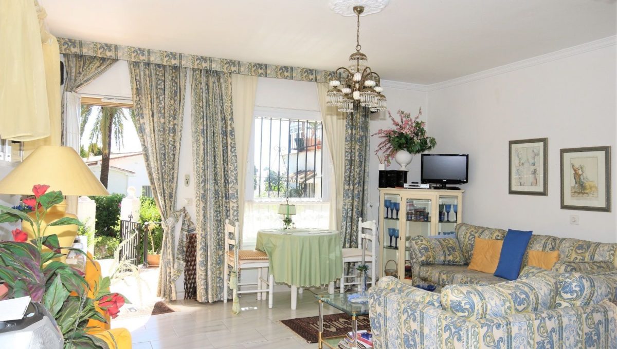 Apartamento en venta en Las Buganvillas, Mijas Costa.