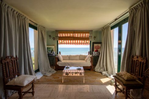 living-room-villa-for-sale-in-mijas-costa