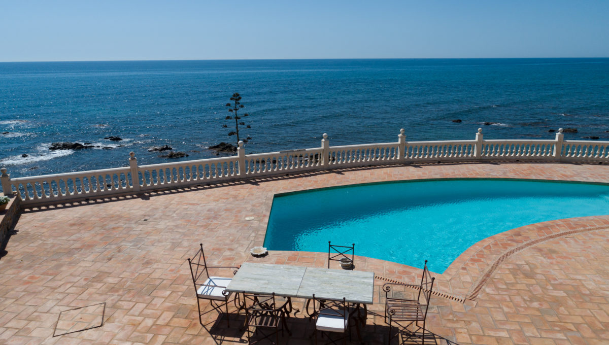 terrace-with-sea-view-house-for-sale-mijas-costa