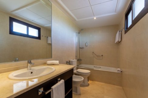 aseo-apartamentos-turisticos-estepona