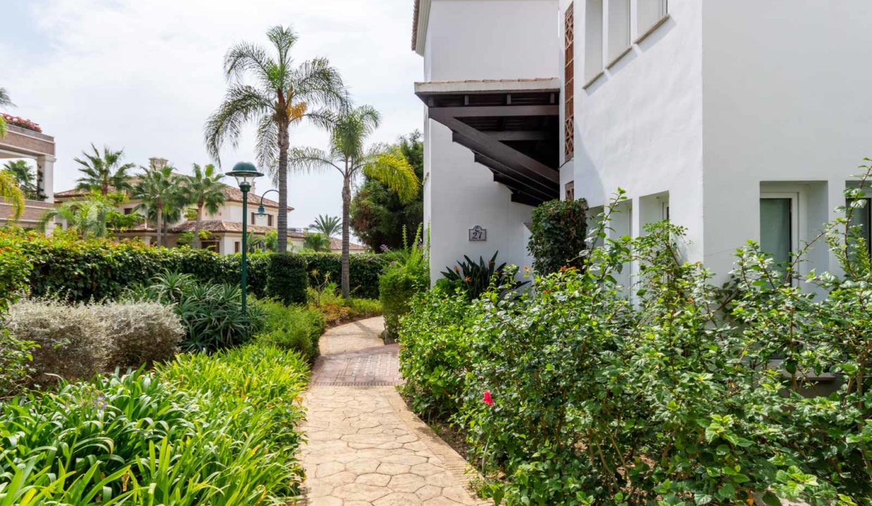 jardines-comunitarios-monteros-marbella-2081