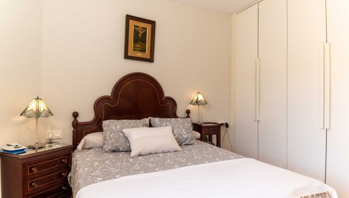 dormitorio-principal-piso-cerrado-calderon-malaga-capital-2117