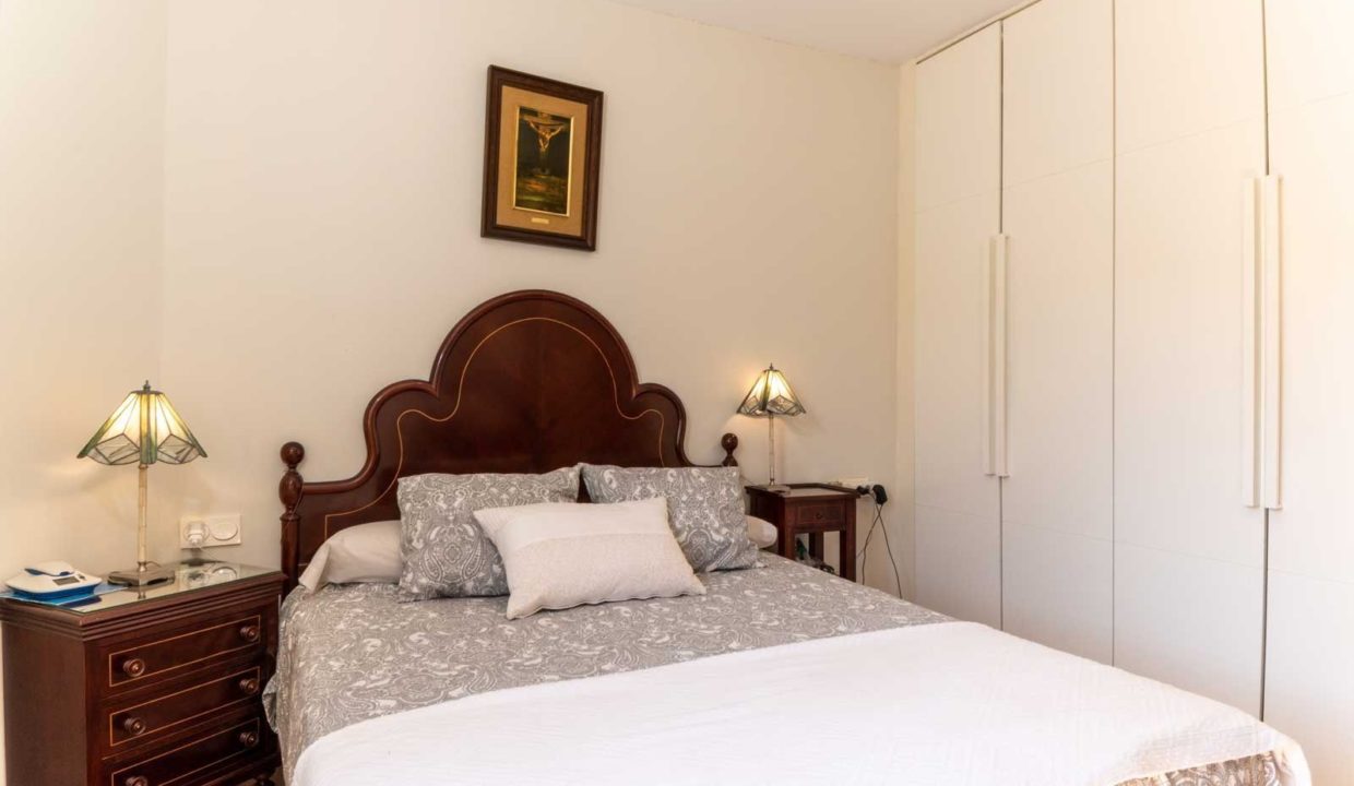 dormitorio-principal-piso-cerrado-calderon-malaga-capital-2117