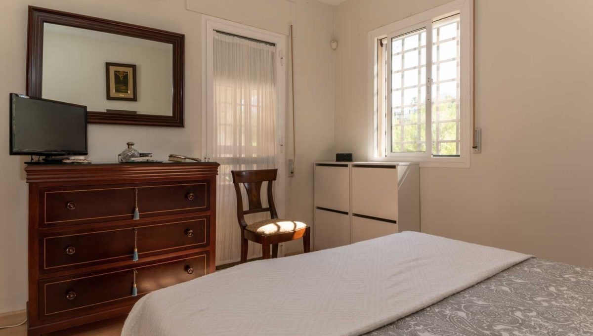 dormitorio-piso-cerrado-calderon-malaga-capital-2117