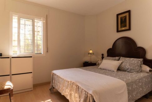 dormitorio-piso-cerrado-calderon-malaga-2117