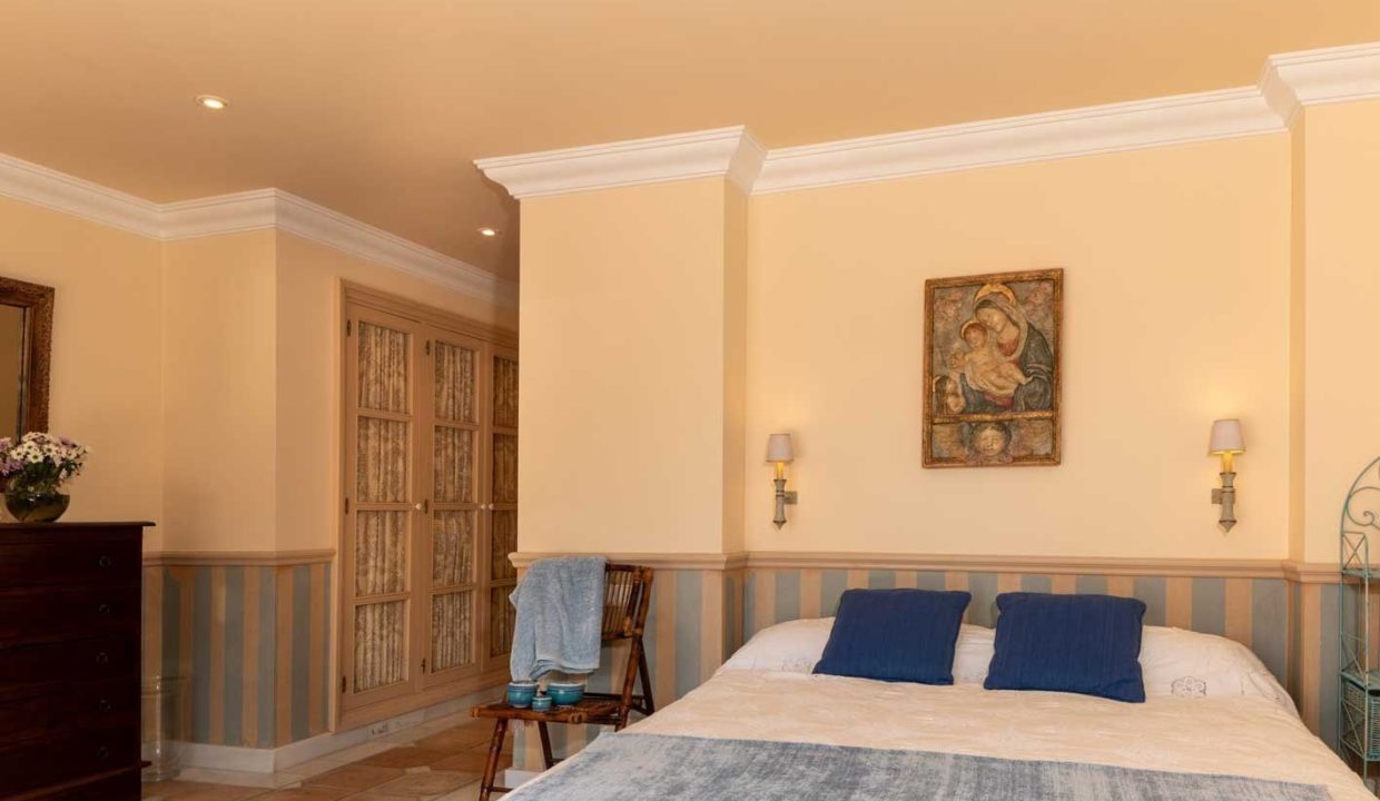dormitorio-principal-villa-lujo-venta-guadalmina-marbella-2116