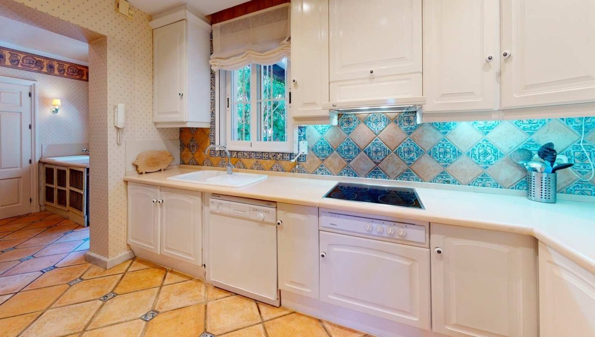 cocina-villa-lujo-venta-guadalmina-marbella-2116