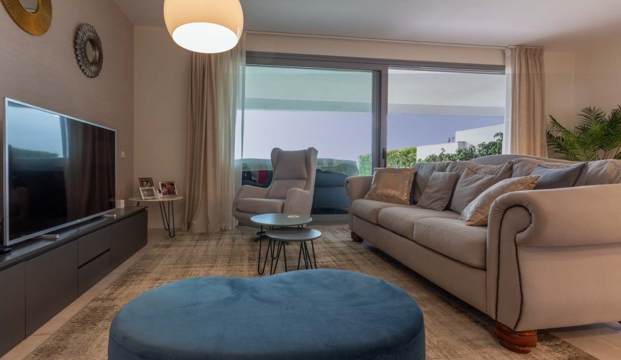 Piso 3 dormitorios en venta en Estepona