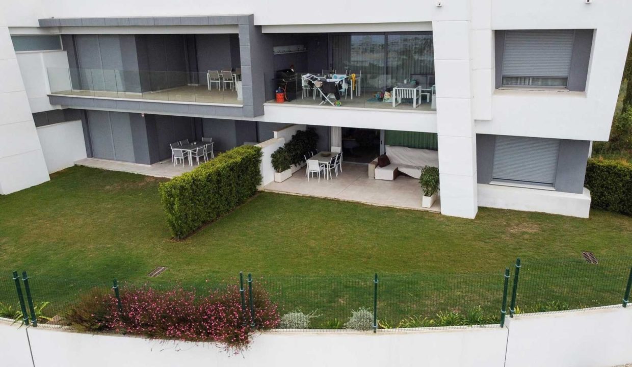 Piso 3 dormitorios en venta en Estepona