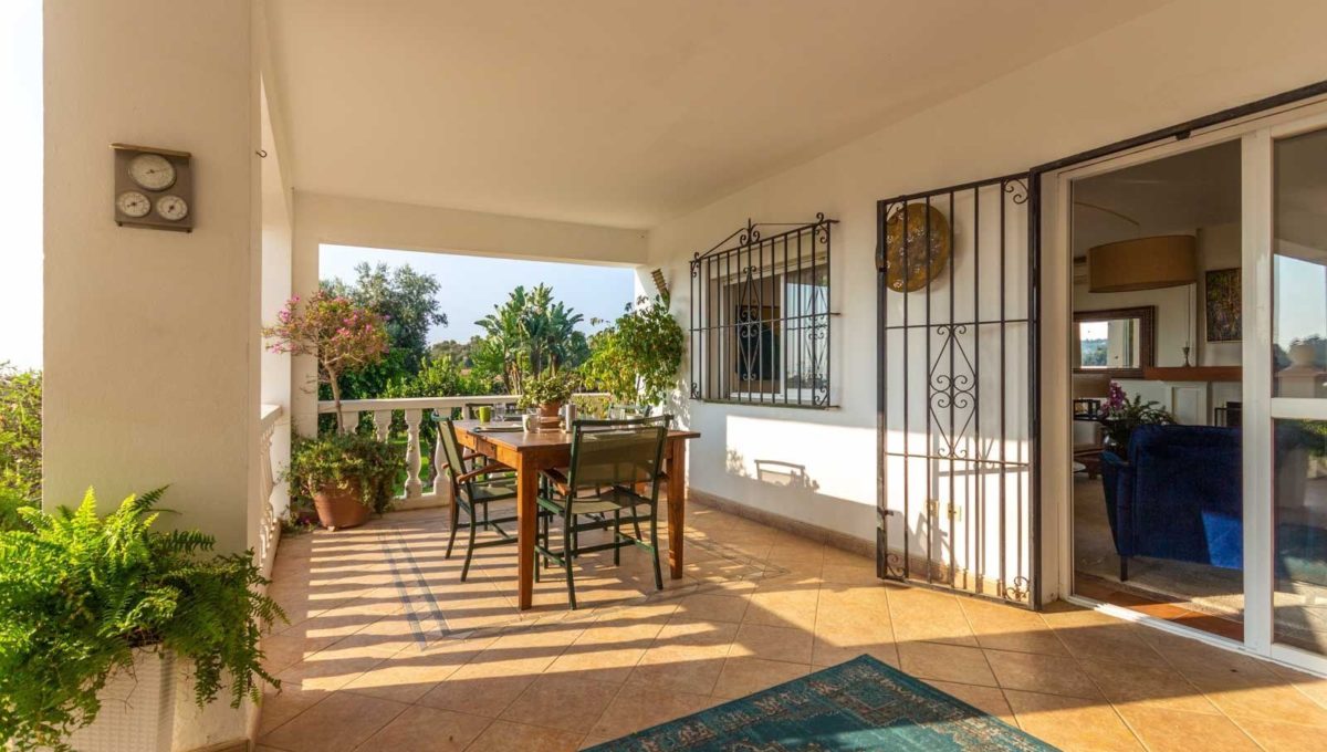 terraza-finca-rustica-lujo-venta-estepona-2125