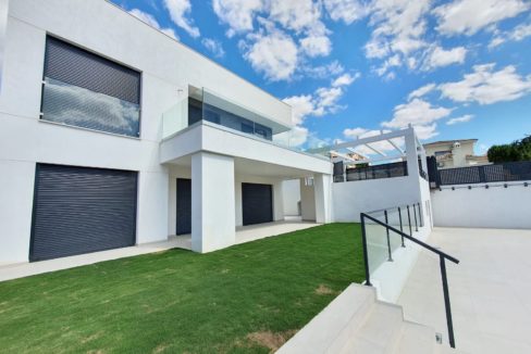 VILLAS DE NUEVA CONSTRUCCION EN MANILVA