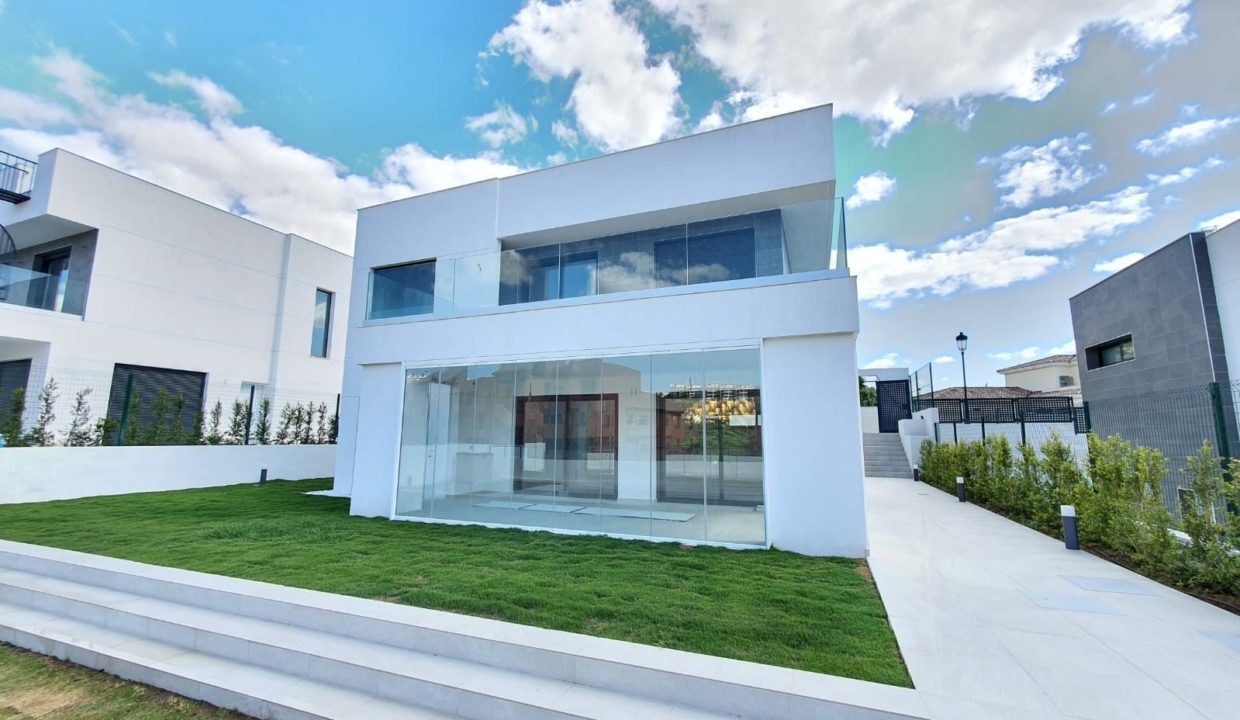 VILLAS DE NUEVA CONSTRUCCION EN MANILVA