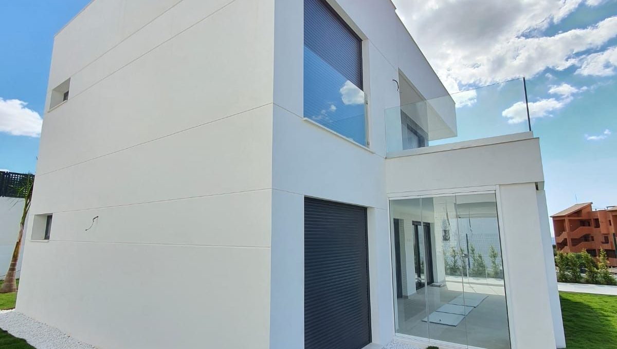 VILLAS DE NUEVA CONSTRUCCION EN MANILVA