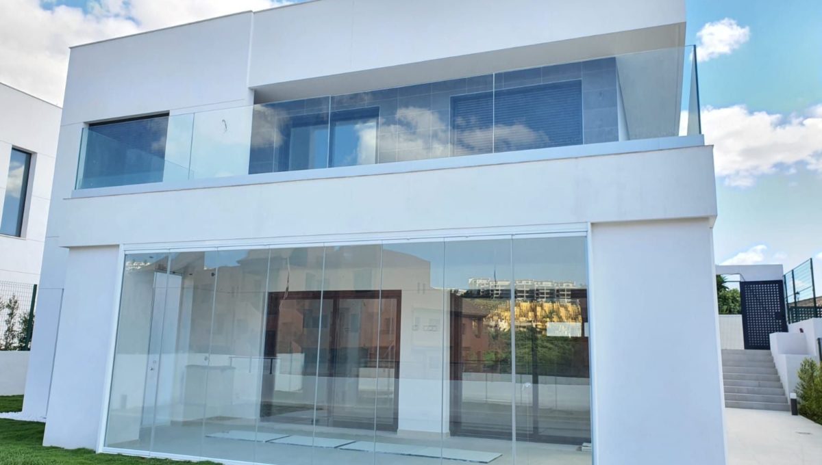 VILLAS DE NUEVA CONSTRUCCION EN MANILVA