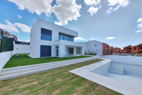 VILLAS DE NUEVA CONSTRUCCION EN MANILVA