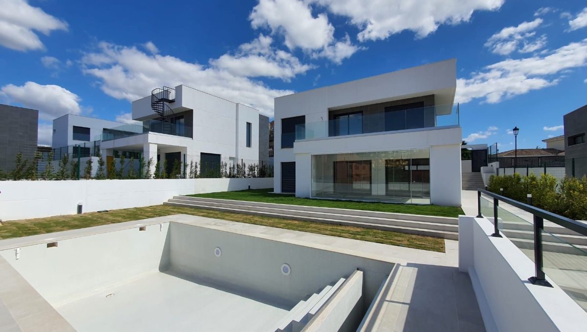 VILLAS DE NUEVA CONSTRUCCION EN MANILVA