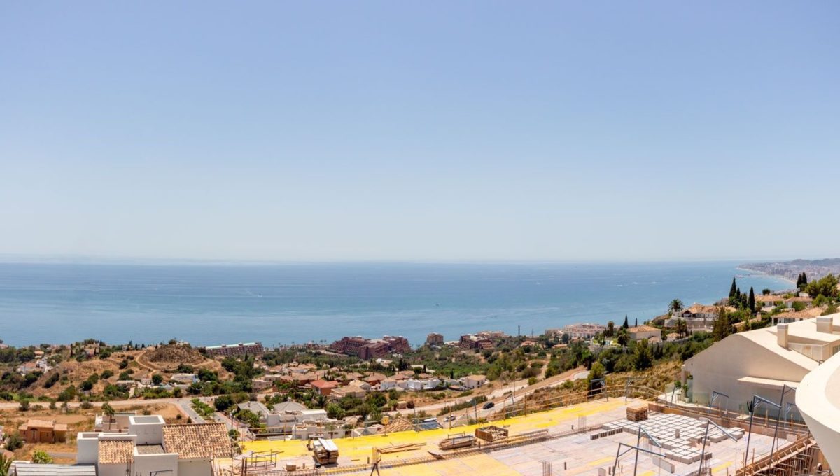 PISO DE LUJO EN STUPA HILLS, EL HIGUERON