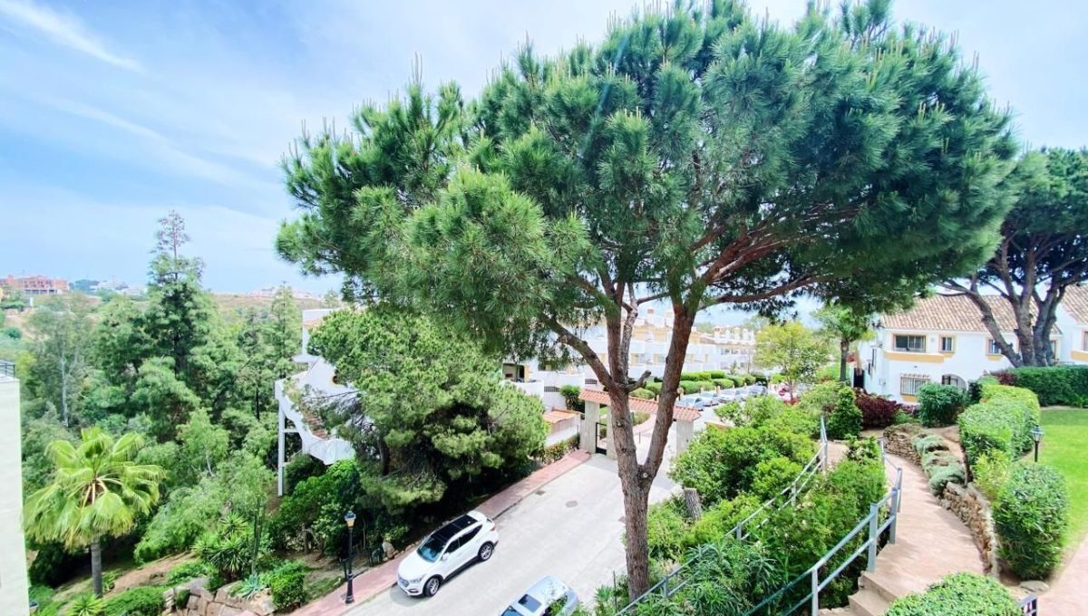 Chalet adosado con vista al mar.