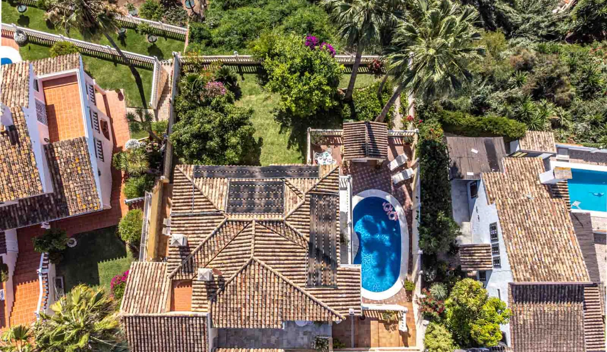 vista-aerea-villa-casa-en-venta-mijas-costa-del-sol-blancareal-agencia-inmobiliaria-real-estate-02