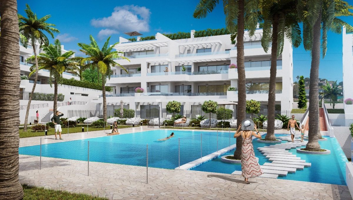 Ático con piscina privada en venta en Estepona