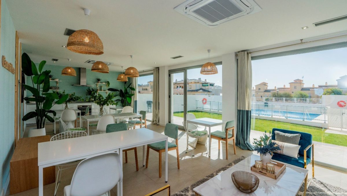 Apartamentos de nueva construccion y con vista al mar en Benalmadena Pueblo, Malaga, España