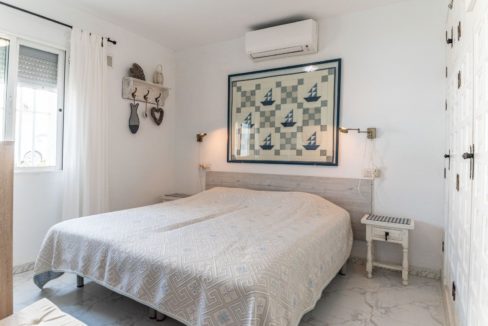 bedroom-from-villa-Cala-de-Mijas-for-rent