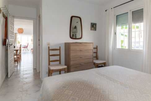 bedroom-from-villa-Cala-de-Mijas-for-rent