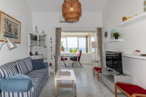 living-room-villa-in-Cala-de-Mijas-for-rent