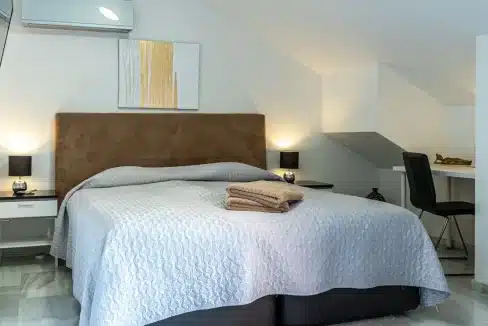 dormitorio6-bis-casa-adosada-venta-fuengirola-costa-del-sol-blancareal-inmobiliaria-real-estate copia
