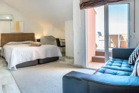 dormitorio6-casa-adosada-venta-fuengirola-costa-del-sol-blancareal-inmobiliaria-real-estate copia