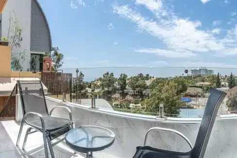 terraza1-casa-adosada-venta-fuengirola-costa-del-sol-blancareal-inmobiliaria-real-estate