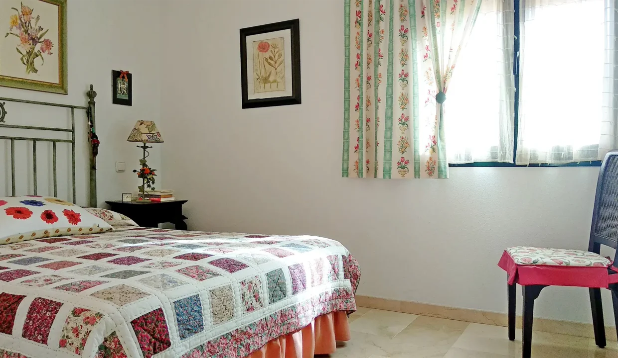 dormitorio-principal-atico-venta-san-pedro-alcantara-andalusia-costa-del-sol02
