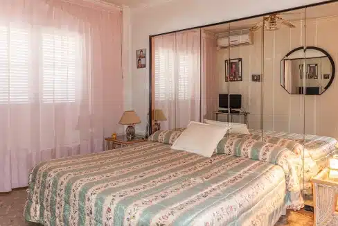 dormitorio1-chalet-venta-puerto-de-la-torre-blancareal-estate-inmobiliaria-malaga-costa-del-sol
