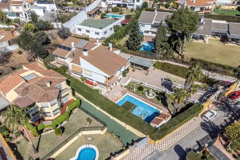vista-exterior-aerea2-chalet-venta-puerto-de-la-torre-blancareal-estate-inmobiliaria-malaga-costa-del-sol