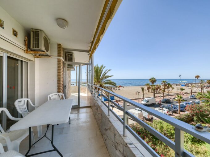 apartamento en primera linea de playa Fuengirola